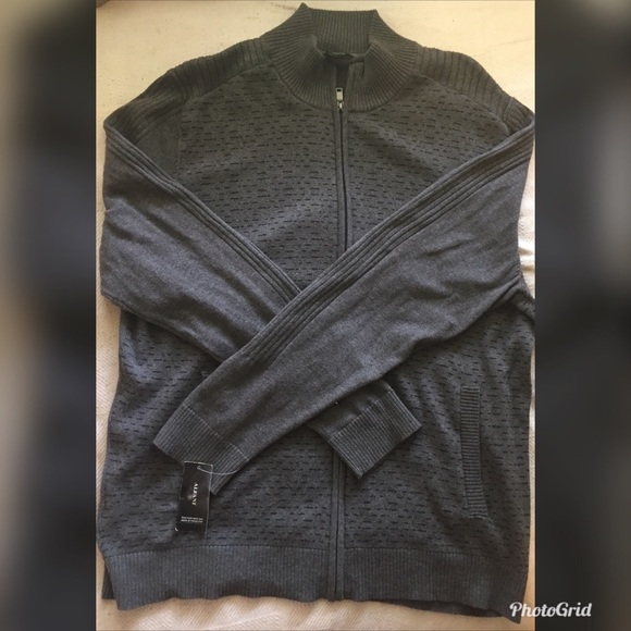 Men’s sweater from Macy’s - Picture 1 of 6